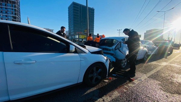 Diyarbakır'da zincirleme kaza meydana geldi