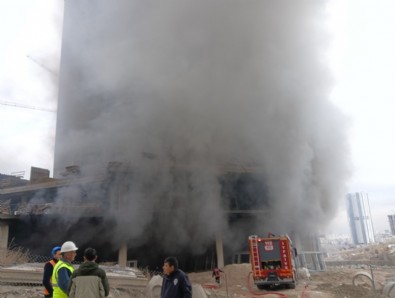 Ankara'da inşaat alanında yangın