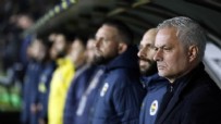 Jose Mourinho, Portekiz basınında manşetlerde! Liderliğin kokusunu aldı Haberi