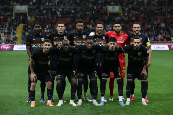 Beşiktaş Kayserispor'u konuk ediyor! İşte muhtemel 11'ler