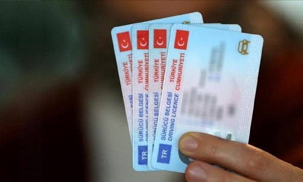 Yeni düzenleme Meclis'te! Bu hata yüzünden 1 yıl ehliyetsiz kalabilirsiniz