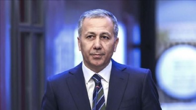 Ali Yerlikaya'dan başıboş sokak köpekleriyle ilgili açıklama