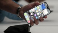 iPhone kullanıcıları dikkat! iOS 18.3.2 güncellemesi yayında Haberi