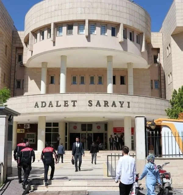 Şanlıurfa’da 14 kişiyi 10 milyon TL dolandıran şahıslar suçüstü yakalandı!