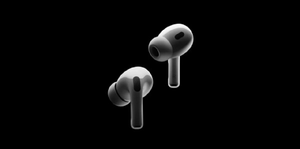 Apple'dan çığır açan özellik! AirPods'lar artık 'tercüman' olacak