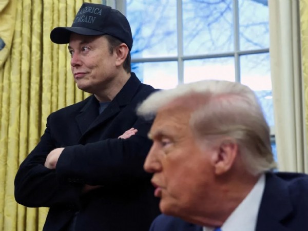 Elon Musk yeni ekip kurdu! Bu sefer de ölü insanların peşine düştü