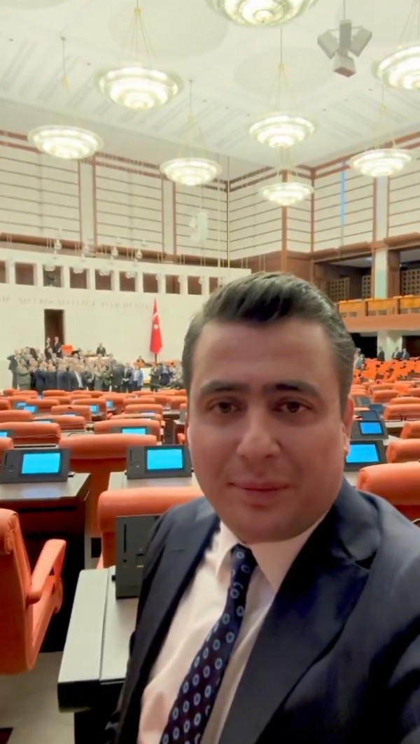 Osman Gökçek'ten CHP'ye sert tepki! 'Hem götürüyorlar, hem bağırıyorlar'