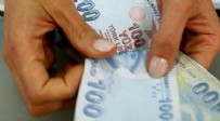 Memur emeklilerinin aylık ve ikramiyeleri hesaplara yatırıldı
