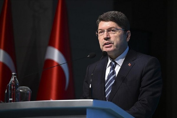 Bakan Tunç: Noter yardımcılığı müessesesine geçeceğiz