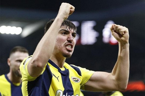 Mourinho'dan yönetime müjde! Fenerbahçe'ye 2 isimden dev bonservis