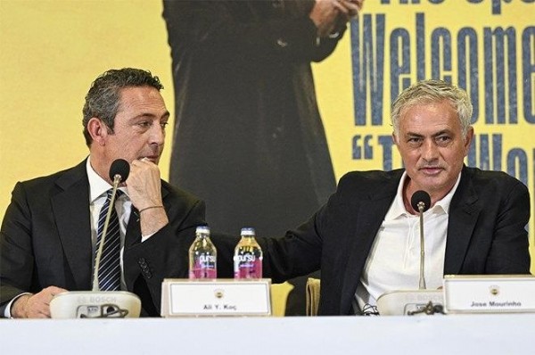 Mourinho'dan yönetime müjde! Fenerbahçe'ye 2 isimden dev bonservis