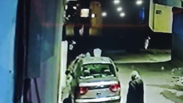 Adana'da kurşun yağmuru