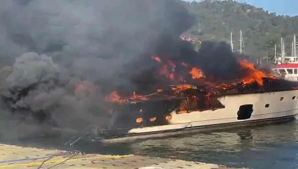 Muğla Fethiye'de korku dolu anlar: 4 teknede yangın!