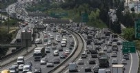 Trafik yine kilit! Yoğunluk yüzde 74