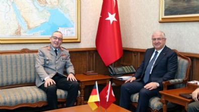 Bakan Güler, Almanya Genelkurmay Başkanı Breuer'i kabul etti