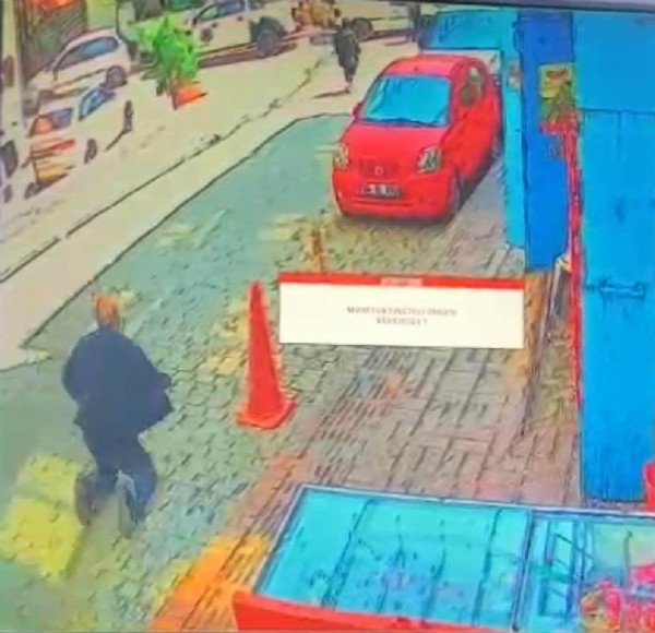 Acı son! Yolda yürürken hayatını kaybetti