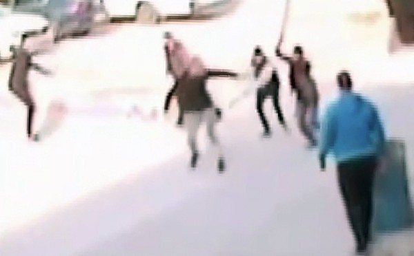 Adana'da taşlı sopalı kavga: Aracıma çarptın