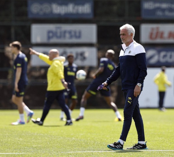 Fenerbahçe alarmda! 6 isim kritik deplasmanı kaçırabilir