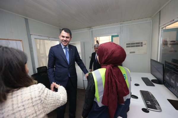 Murat Kurum duyurdu: İzmit Körfezi’nde dip temizliğinin ilk etabı tamamlandı