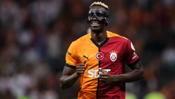 Victor Osimhen'in yeni adresini duyurdular: Galatasaray'da transfer gerçekleşiyor!