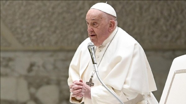 Papa Francis hayatını kaybetti