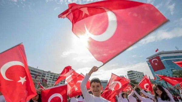 23 Nisan Tatil mi? Okullar Tatil mi, Resmî Kurumlar Açık mı? 22 Nisan’da Okullar Yarım Gün mü?