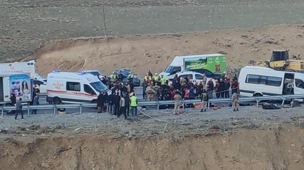 Van'da katliam gibi kaza: Hayatını kaybedenlerin sayısı 8’e yükseldi