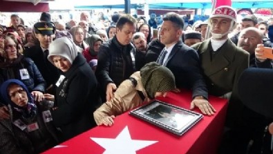 Kuzey Irak şehidine veda! Şehit olan Uzman Onbaşı Berat Mecit Day memleketinde toprağa verildi