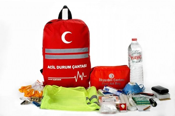 Deprem çantası fiyatlarında büyük artış! Fırsatçılar zam yarışına girdi