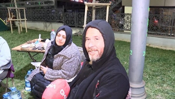 İstanbul'da çadırlarda deprem nöbeti! 'Uykum gelmiyor, deprem olabilir diye korkuyorum'