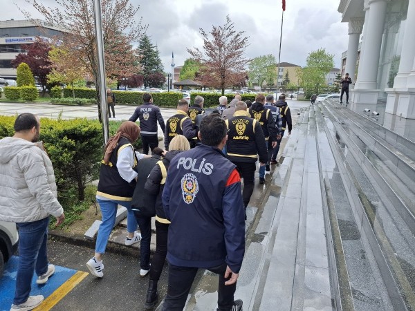 Düzce'de fuhuş operasyonu: 5 gözaltı