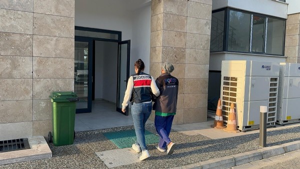 İzmir'de PKK operasyonunda 4 kişi gözaltına alındı