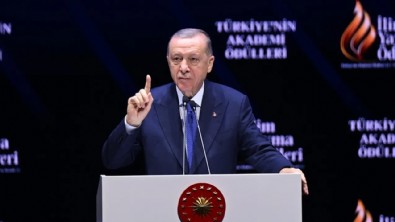 Cumhurbaşkanı Erdoğan'dan net mesaj! Ülkenin istikbali nakış nakış işleniyor