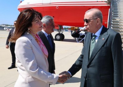 Cumhurbaşkanı Erdoğan Roma'da! Resmi törenle karşılandı