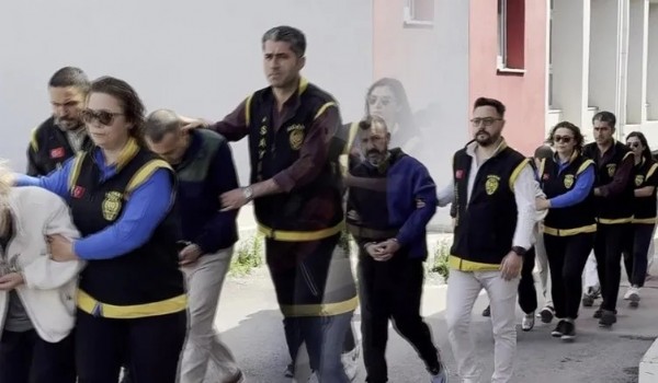 Adana’da fuhuş çetesi çökertildi! Mal varlığı ve banka hesapları şoke etti: Tam 72 milyon TL!