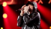 Eminem dede oldu