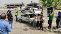 Şanlıurfa'da iki otomobil çarpıştı: Çok sayıda yaralı var Haberi