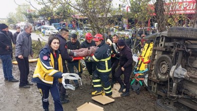 Zonguldak’ta ambulans ile otomobil çarpıştı: 6 yaralı
