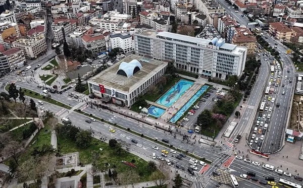 İBB’ye yolsuzluk operasyonunda 18 şüphelinin tutuklanma gerekçesi açıklandı: Milyarlarca liralık kamu zararı ve…