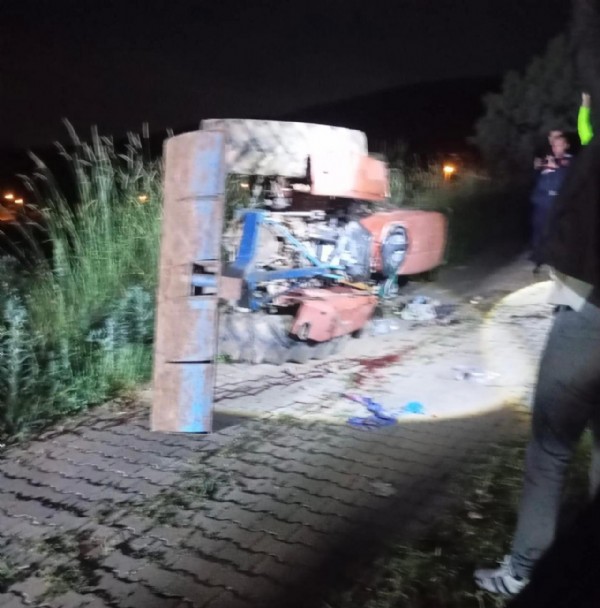 Manisa'da feci kaza! Ölü ve yaralı var