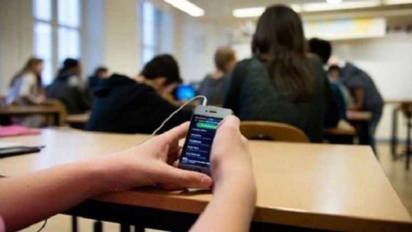 Okullarda tamamen yasaklandı! Uymayana ceza kesilecek