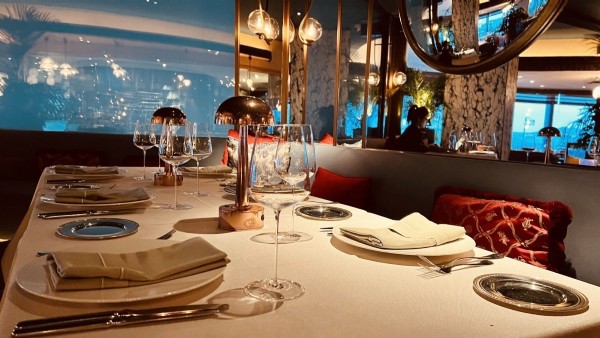 Bir dev daha yıkılıyor: Ünlü restoran zinciri iflasın eşiğinde