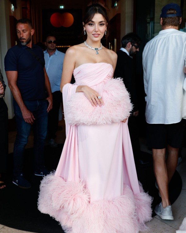 Cannes Film Festivali’ne gitti