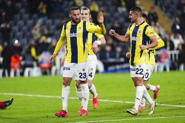 Fenerbahçe'de ayrılık! Cenk Tosun veda etmeye hazırlanıyor