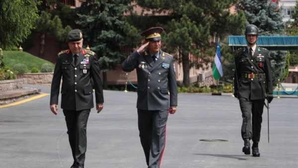 Genelkurmay Başkanı Orgeneral Gürak, Özbek mevkidaşı ile görüştü