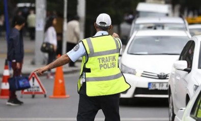 trafikte yol kesen sürücüler yandı! Hapis cezası geliyor
