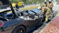 İstanbul’da 20 milyonluk Ferrari alev topuna döndü