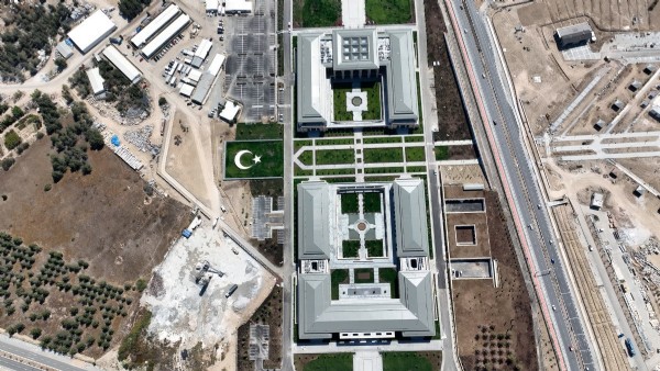 Murat Kurum'dan 'Kıbrıs' paylaşımı: İmza bir eseri daha kazandırıyoruz