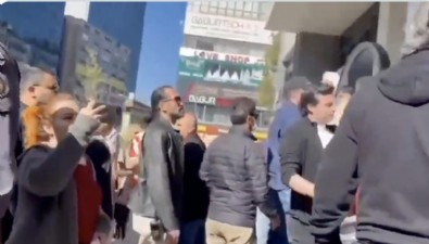 Başıboş köpekler için Ankara'da oturma eylemi! Polise hakaret ettiler