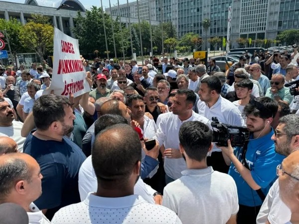 İstanbul'da toplu taşımada kaos kapıda! Özel halk otobüsleri yarın kontak kapatacak